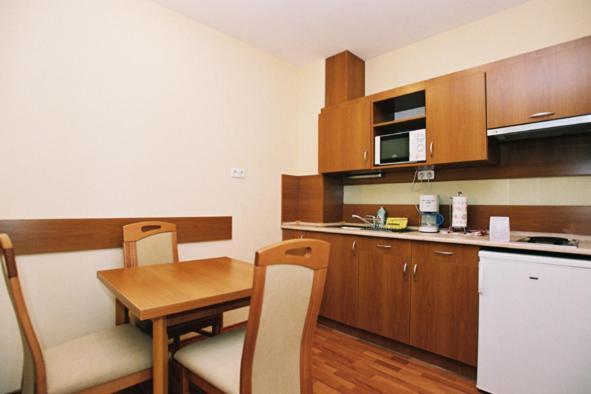 Panorama Wellness Apartman Hotel ไฮจ์ดุสโซบอสโล ห้อง รูปภาพ