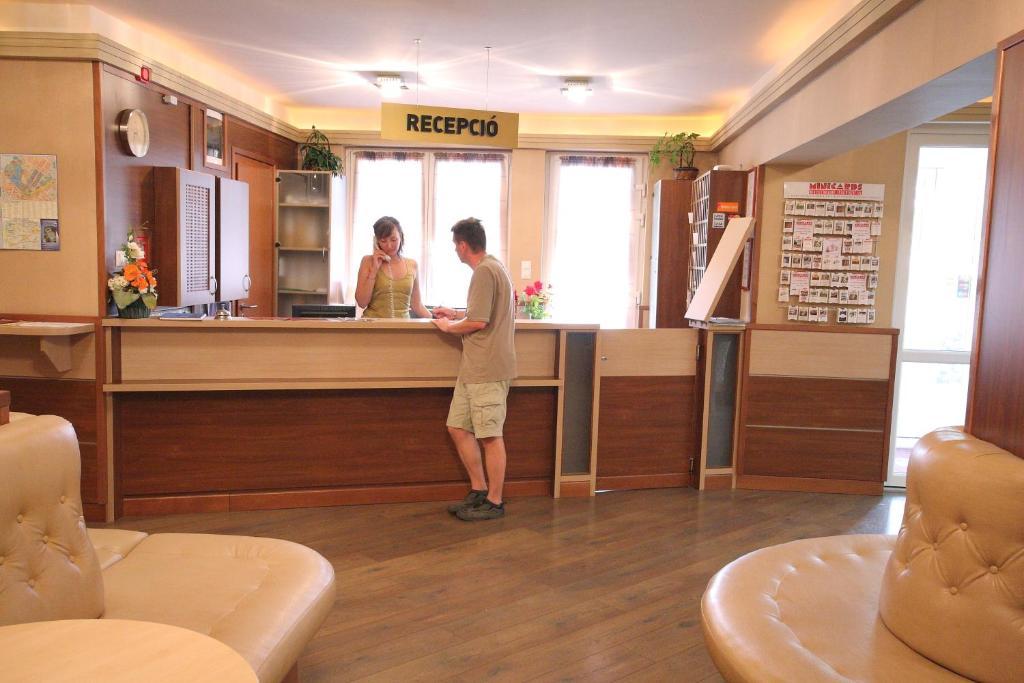 Panorama Wellness Apartman Hotel ไฮจ์ดุสโซบอสโล ภายนอก รูปภาพ