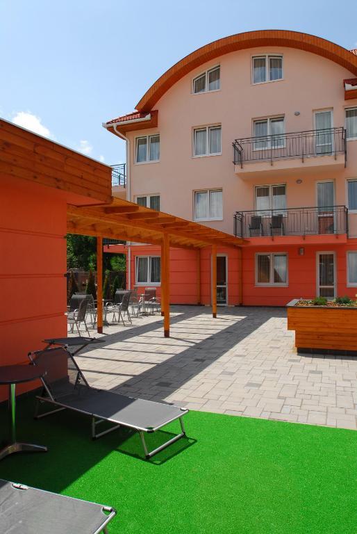 Panorama Wellness Apartman Hotel ไฮจ์ดุสโซบอสโล ห้อง รูปภาพ
